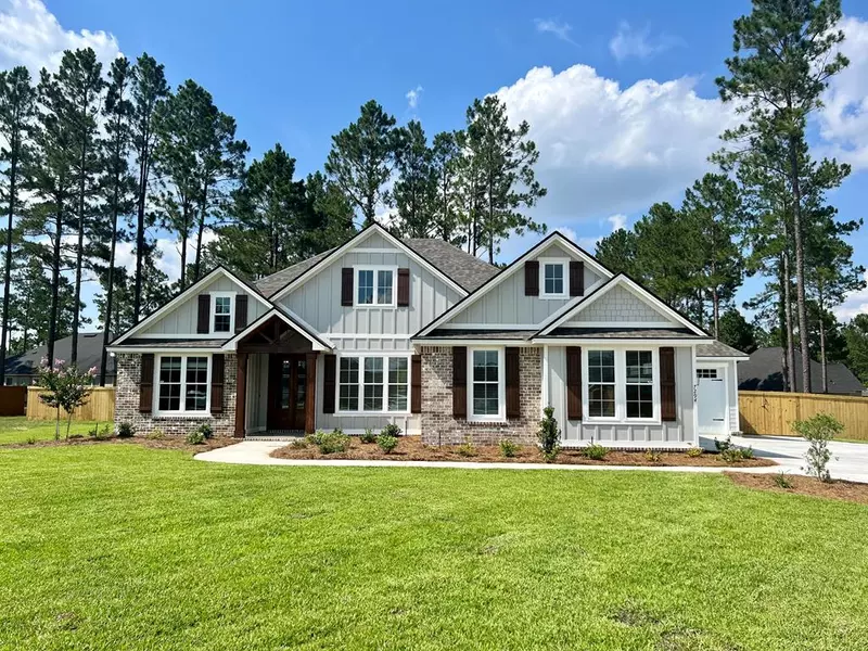 7294 Teal Lake Circle, Hahira, GA 31632