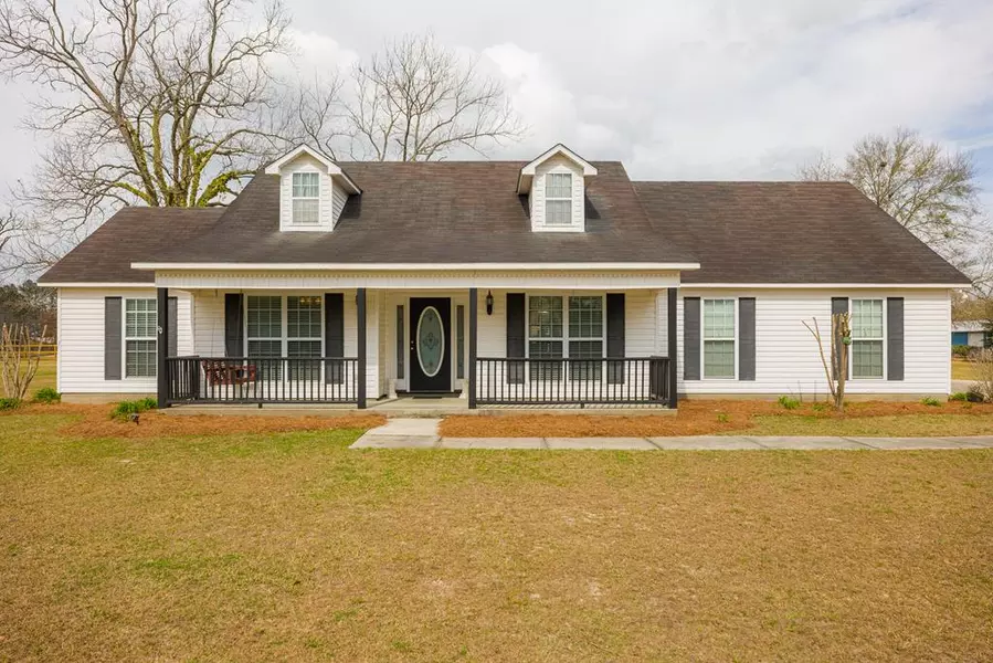 5681 Upper New Bethel Road, Ray City, GA 31645