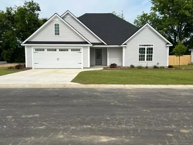 3973 Landings Circle, Hahira, GA 31632