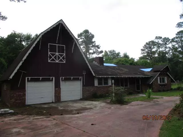 489 N Highway 125, Ray City, GA 31645