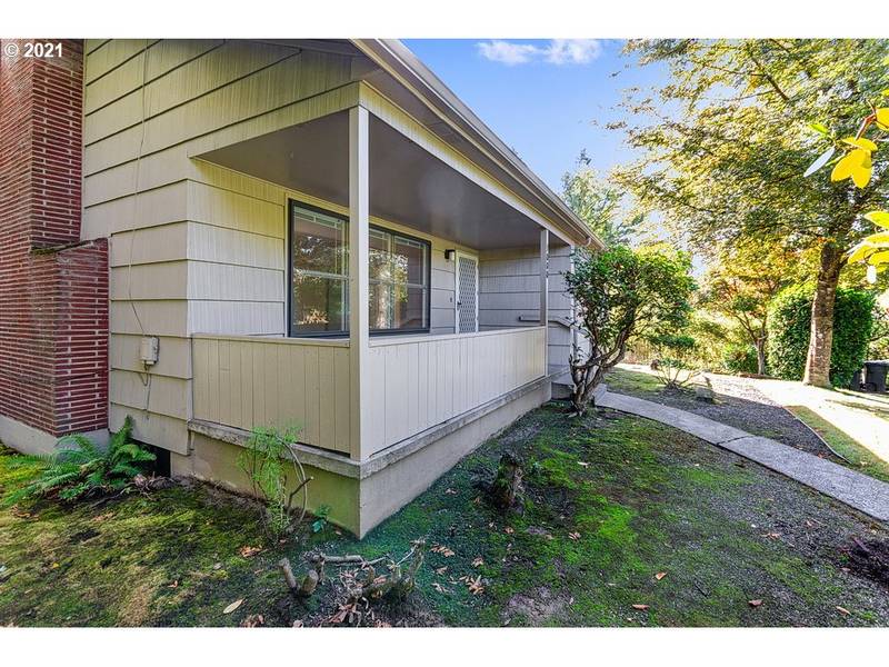 1000 SW 84TH AVE, Portland, OR 97225