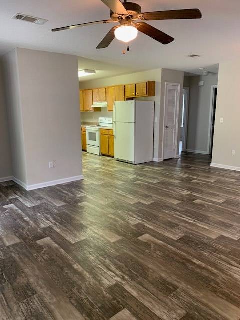 Valdosta, GA 31601,629 MONROE ST.