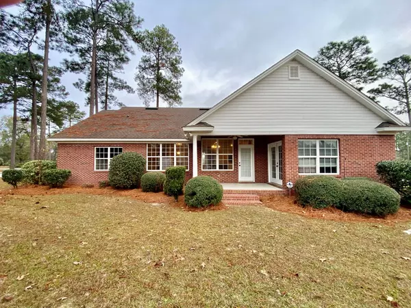 Adel, GA 31620,1818 Iris St