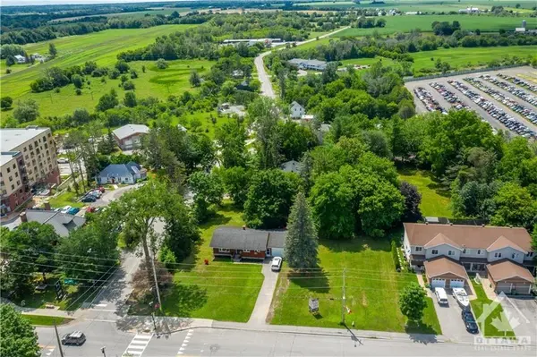 Carp, ON K0A 1L0,3785 CARP RD