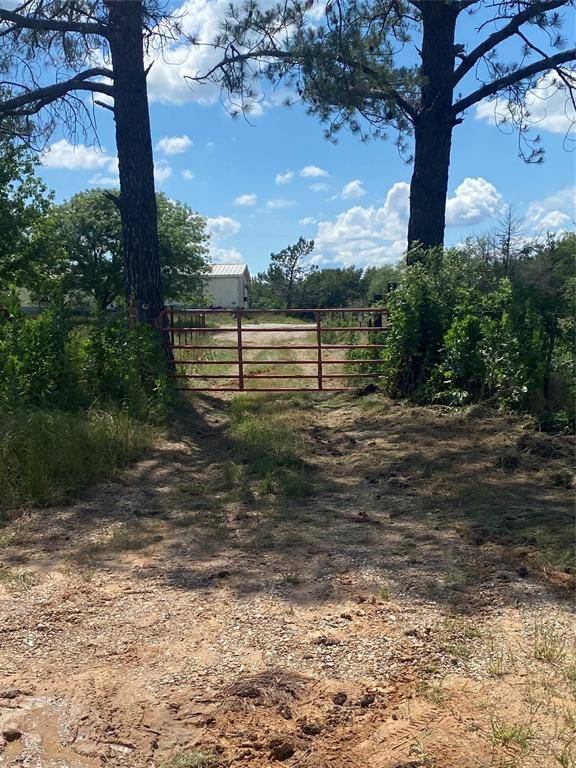 341 County Road 4790,  Boyd,  TX 76023