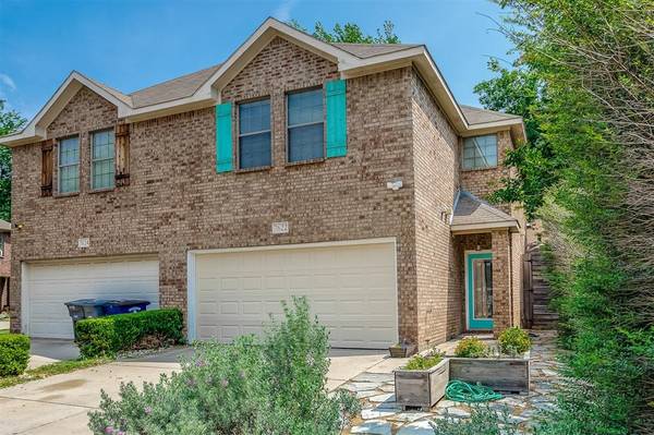 7622 Anson Circle,  Dallas,  TX 75235