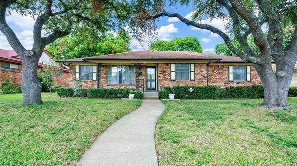 5821 Everglade Road, Dallas, TX 75227