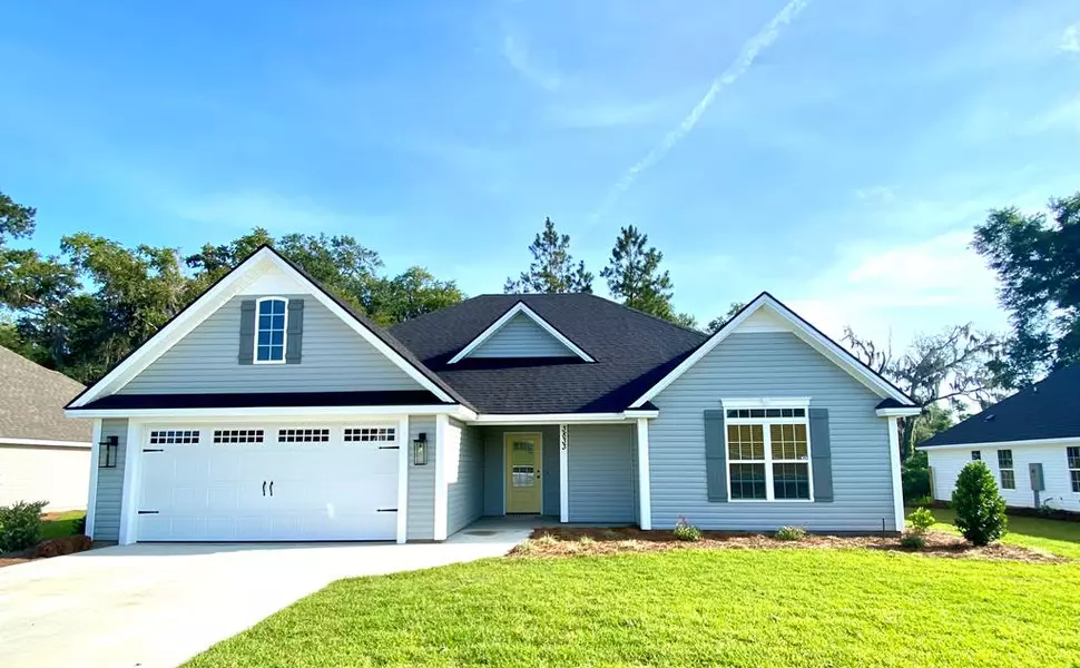 3833 Landings Circle, Hahira, GA 31632