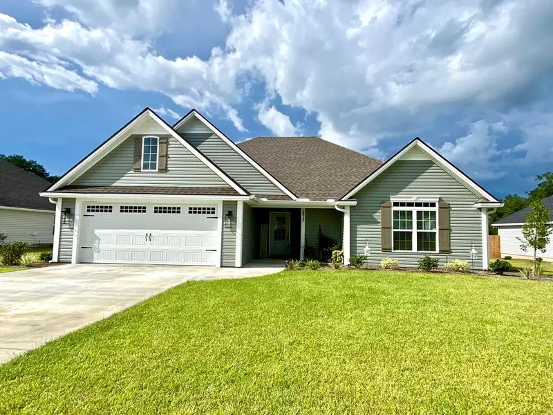 3813 Landings Circle, Hahira, GA 31632