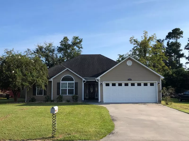 7355 North Creek Circle, Hahira, GA 31632