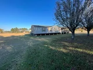 6380 PETERS ROAD, Ray City, GA 31645