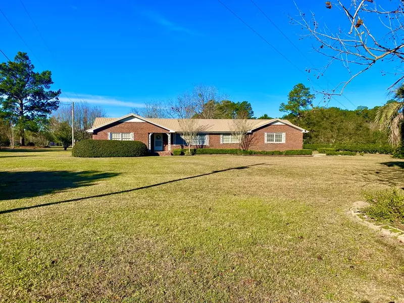 408 Stripling Lane, Adel, GA 31620