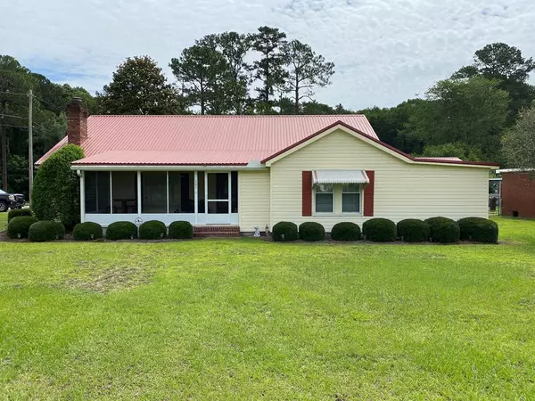 301 Forrest Avenue S, Adel, GA 31620