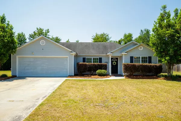 40 Eleanor Place, Ray City, GA 31645