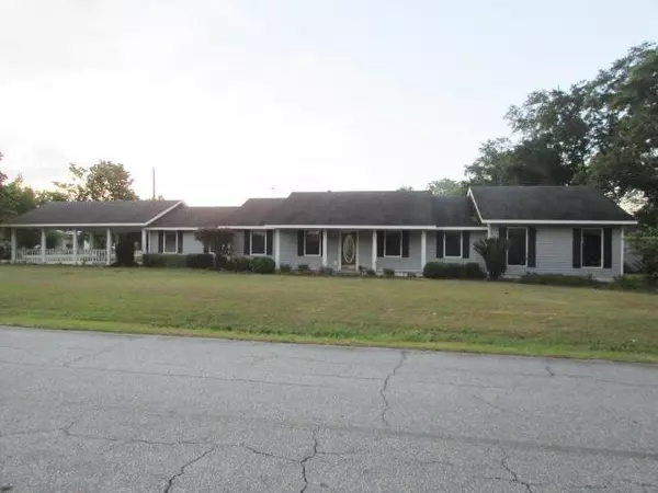 1302 BEAR CREEK ROAD, Adel, GA 31620