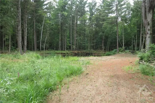 Spencerville, ON K0E 1X0,2102 COUNTY 44 RD