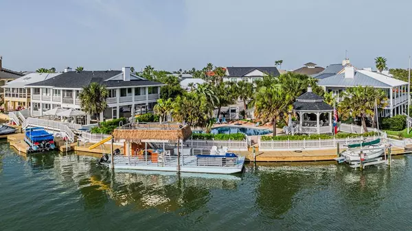 60 Blue Heron, Rockport, TX 78382