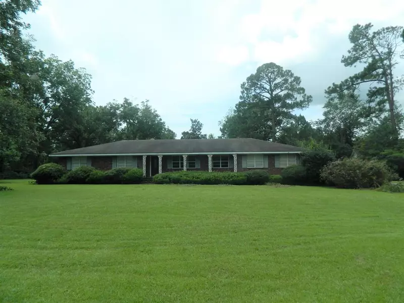 8792 Val Del Road, Adel, GA 31620