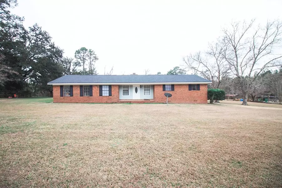 5989 Thunder Bowl, Hahira, GA 31632