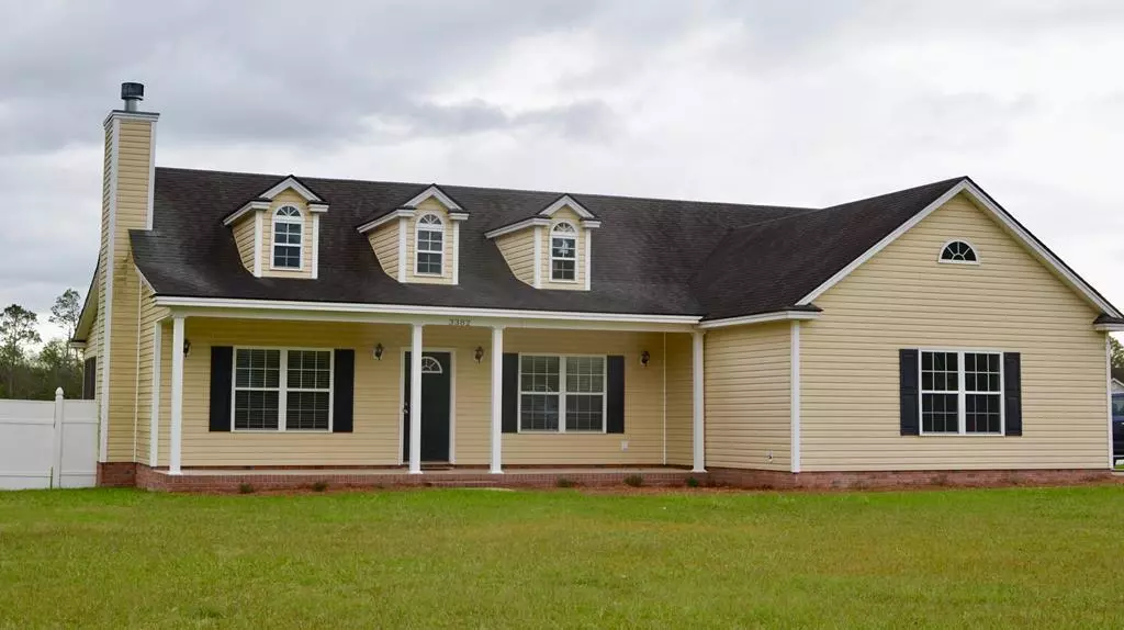 3382 Possum Creek Road, Ray City, GA 31645