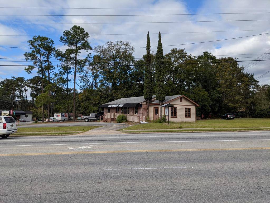 Valdosta, GA 31601,2001 W Gordon St