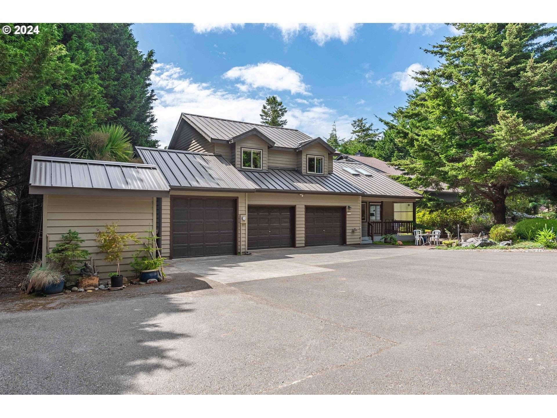 87276 RUBY LN, Bandon, OR 97411