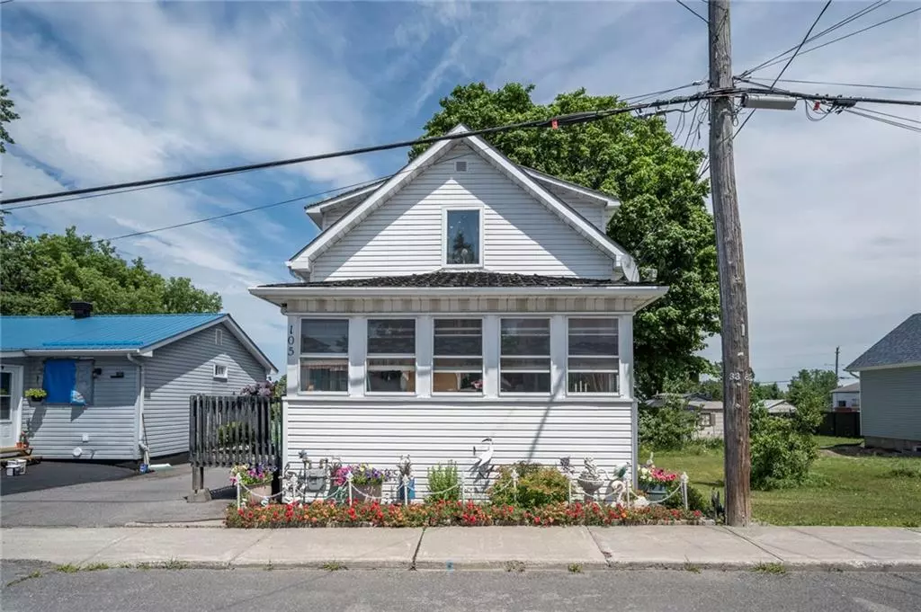 Alexandria, ON K0C 1A0,105 DOMINION ST S