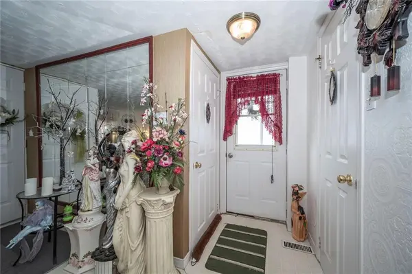 Alexandria, ON K0C 1A0,105 DOMINION ST S