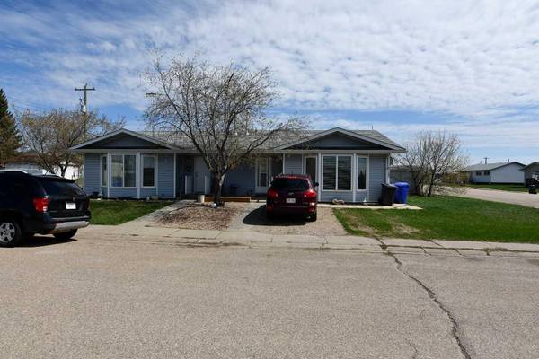 5125 A & B Victoria AVE, Coronation, AB T0C 1C0