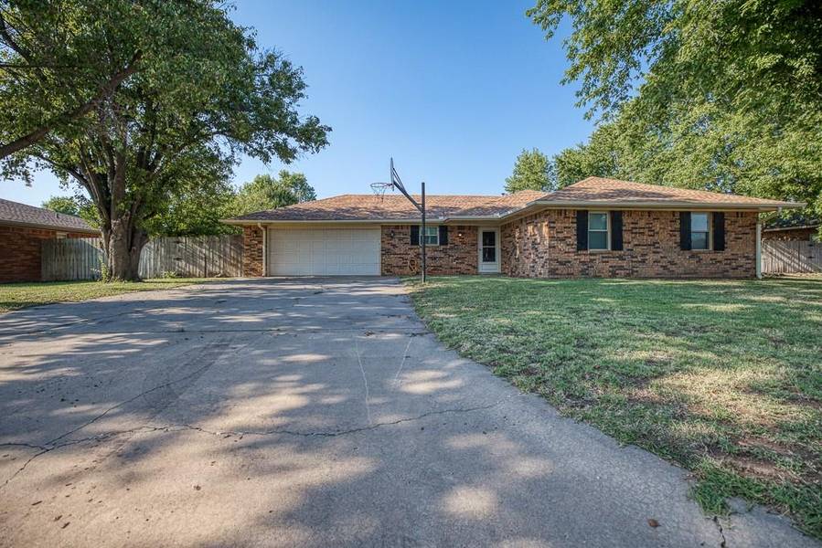 515 PCA Drive, Watonga, OK 73772