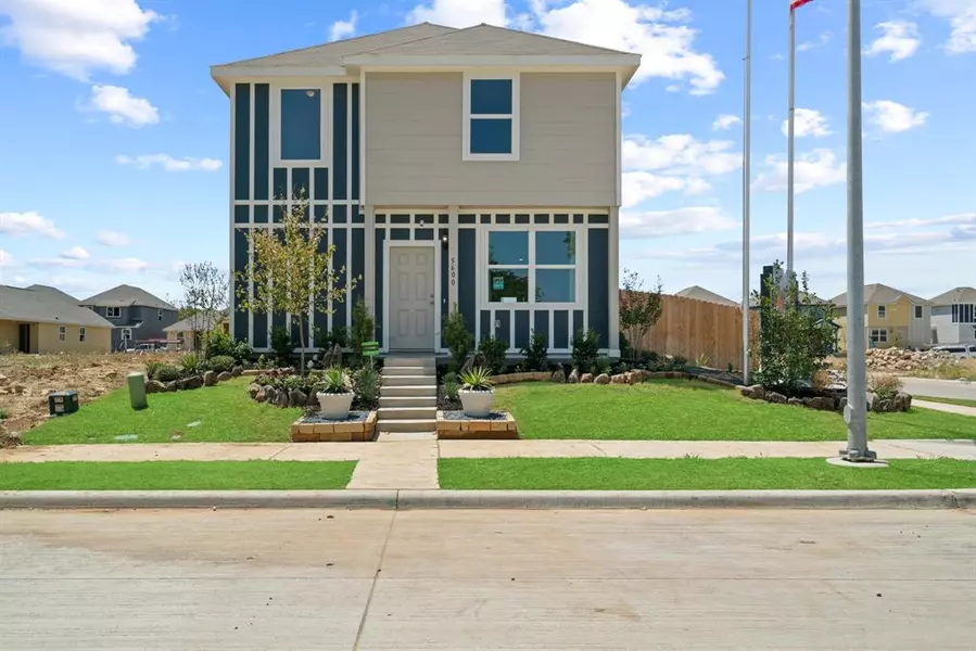 5600 Shore Point Trail, Fort Worth, TX 76119