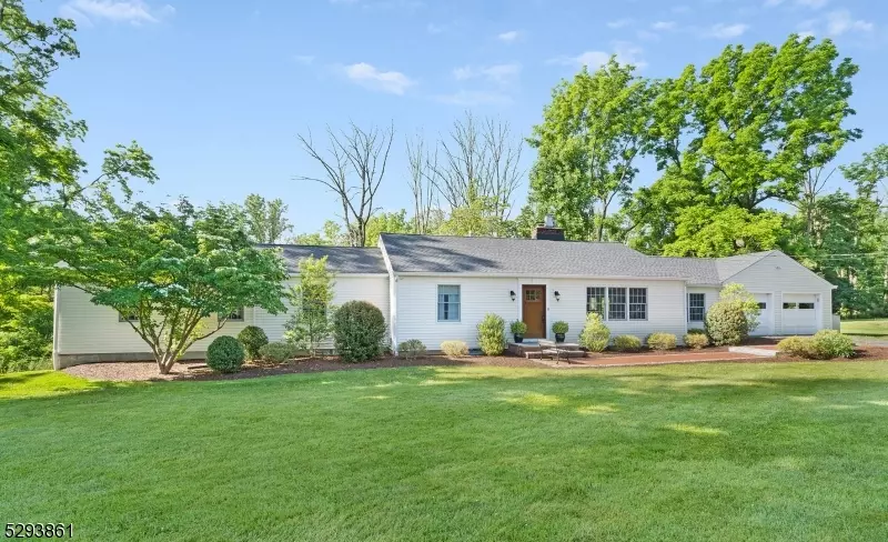 155 East Mendham Rd, Mendham Twp., NJ 07945