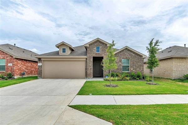 713 Emmons Creek Street,  Justin,  TX 76247