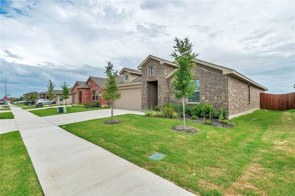 Justin, TX 76247,713 Emmons Creek Street