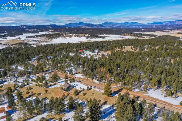 Florissant, CO 80816,738 N Mountain Estates RD