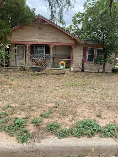 1053 SE Avenue A, Hamlin, TX 79520