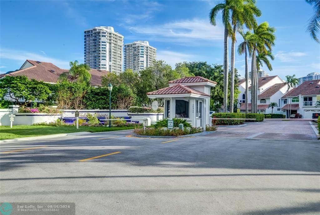 Aventura, FL 33180,3726 NE 209th Ter #3726