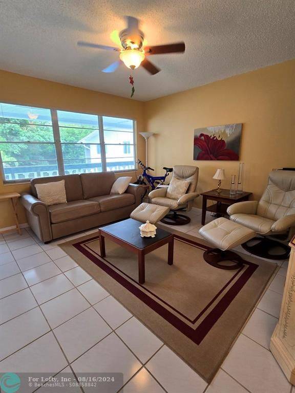 Deerfield Beach, FL 33442,58 Oakridge E  #58