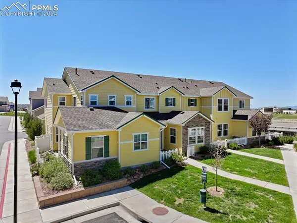 8754 Vista Azul HTS, Colorado Springs, CO 80924