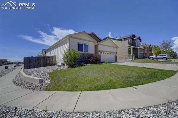 6241 Finglas DR, Colorado Springs, CO 80923