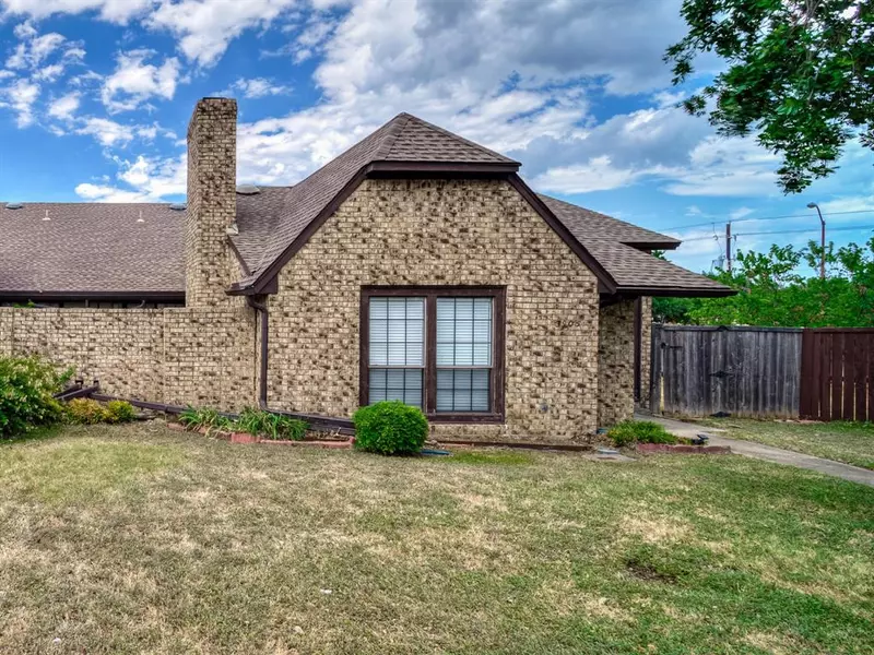 3905 Saint Christopher Lane, Dallas, TX 75287