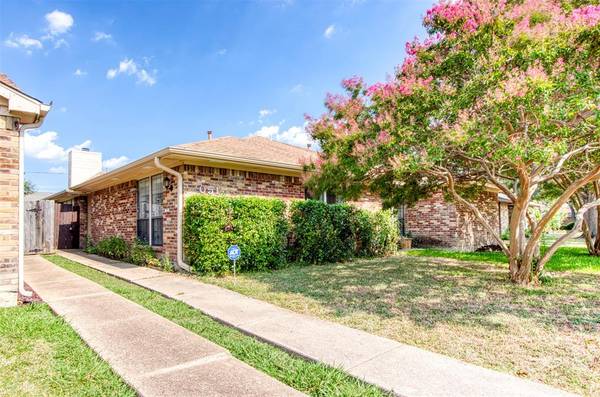 3051 Allister Street, Dallas, TX 75229