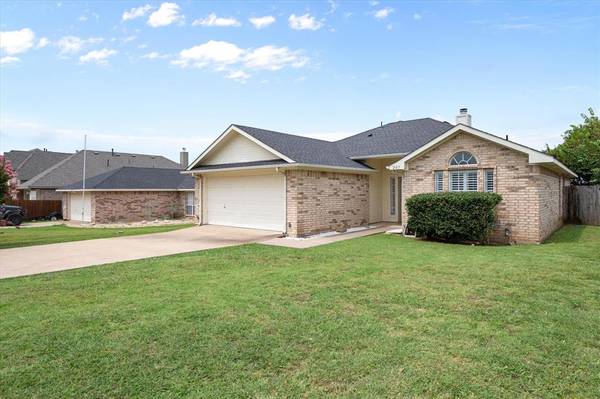 Alvarado, TX 76009,207 Comanche Trail