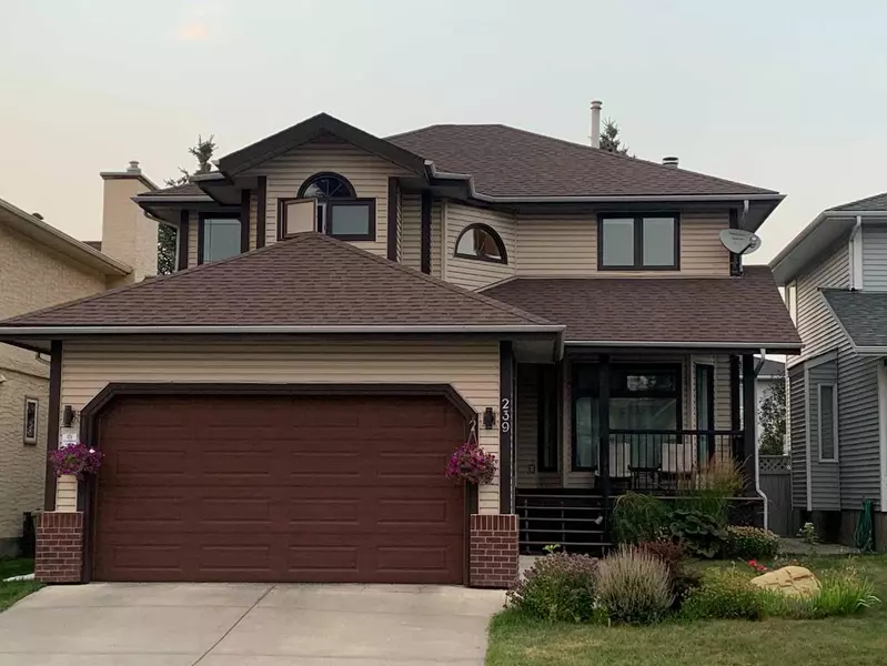 239 Douglasbank DR Southeast, Calgary, AB T2Z 1X1