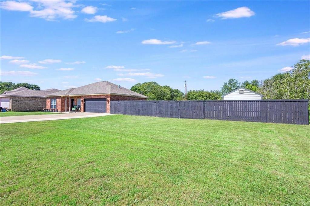 Gun Barrel City, TX 75156,128 Meadow Heath Street