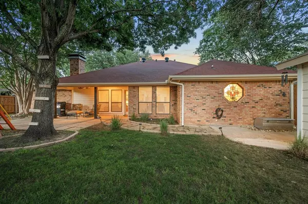 Grapevine, TX 76051,1409 Sandpiper Street