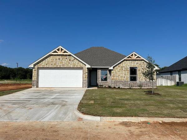 1113 Wild Rose Drive, Tolar, TX 76476