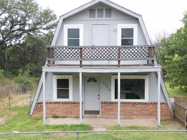 2906 Cedarhill Street, Granbury, TX 76048