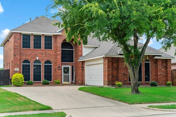 5806 Greenway Drive, Rowlett, TX 75089