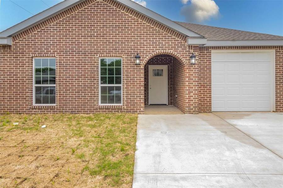 3231 Hillsdale Street, Corsicana, TX 75110